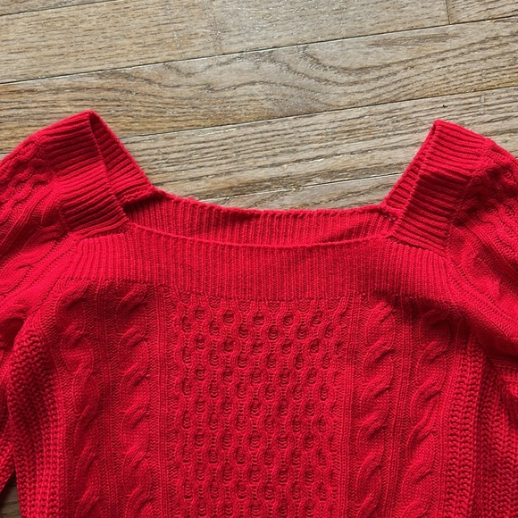 Women’s sweater size small - Picture 3 of 5